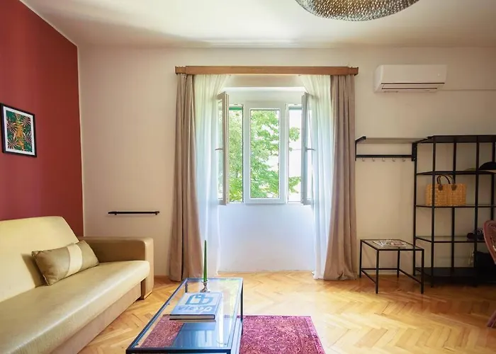 Botanist Διαμέρισμα